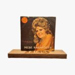 Plak - Neşe Karaböcek | Adını Anmayacağım / Ben Seni Unutmak İçin Sevmedim - Görsel 3