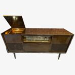Grundig KS650 (Plak Çalar+Radyo+Lambalı Amfi) Müzik Dolabı | 3345 Records